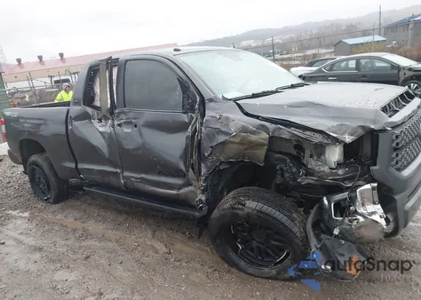 2019 Toyota Tundra Sr5 5.7L V8 z USA, uszkodzony, nr VIN 5TFUY5F1XKX800435
